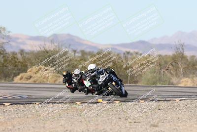 media/Dec-06-2025-CVMA (Sat) [[4a896cc04c]]/Race 4-Formula Middleweight/